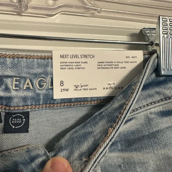 American Eagle Distressed Jeans NWT - Picture 4 of 6